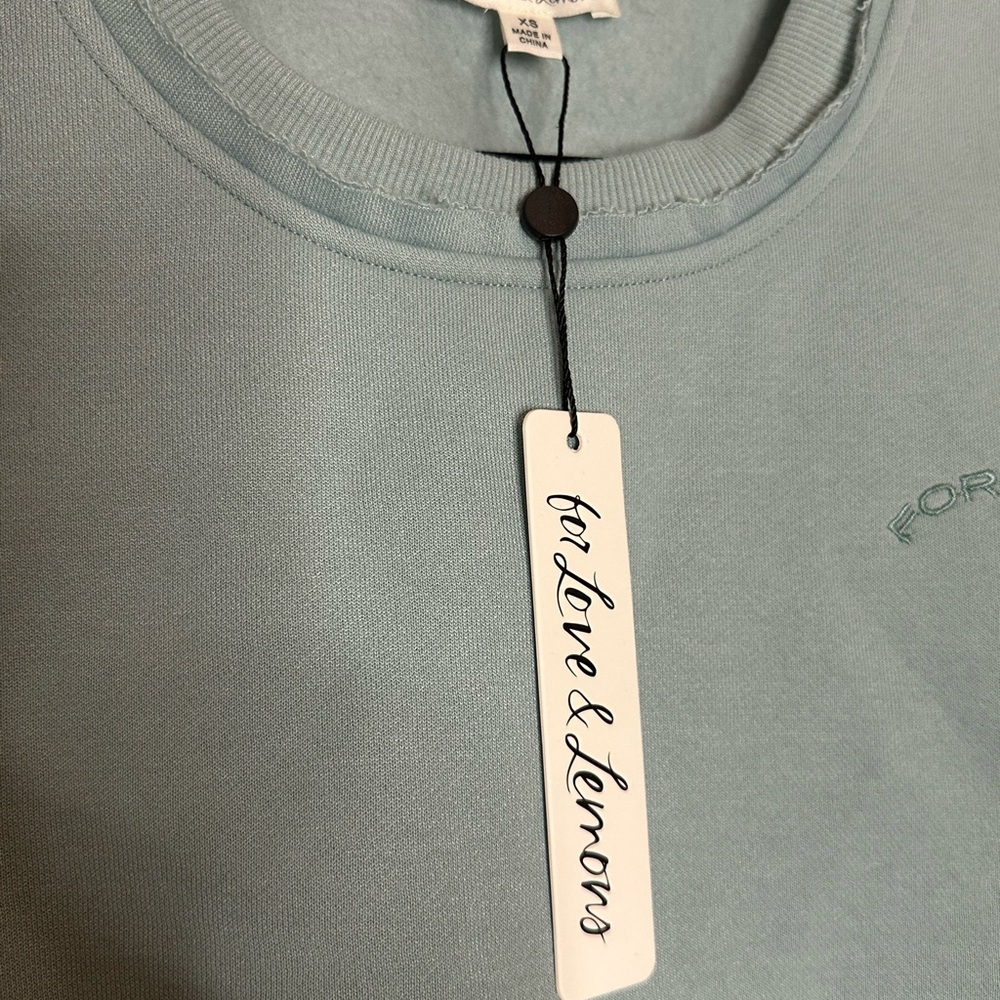 For Love and Lemons Cropped Crewneck Sweatshirt XS NWT - Picture 5 of 10